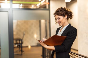 repérer une fausse attestation