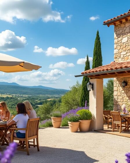 découvrez les meilleurs sites de locations de vacances à lourmarin pour des séjours inoubliables entre amis. trouvez la maison idéale et profitez d'une escapade conviviale au cœur de la provence.
