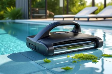 découvrez comment maximiser l'efficacité de votre aspirateur de piscine longue autonomie grâce à nos conseils pratiques et astuces d'entretien.